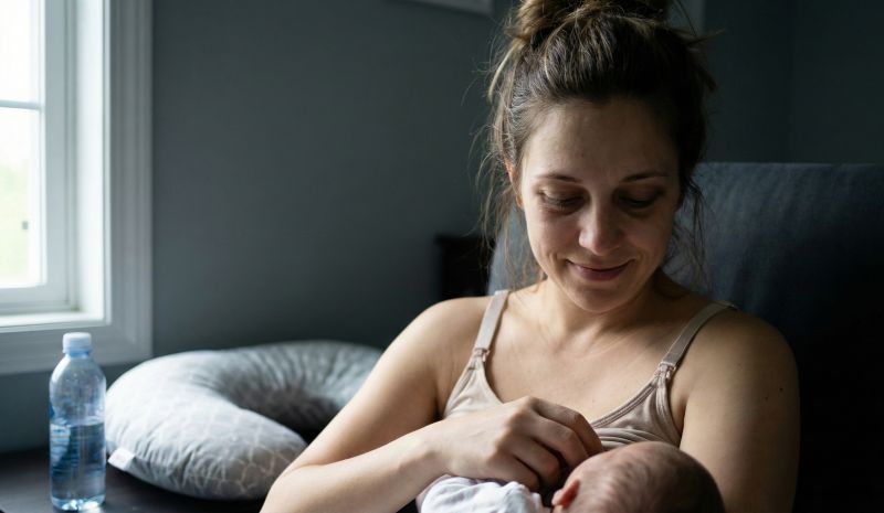 6 בעיות נפוצות בהנקה – המדריך המלא